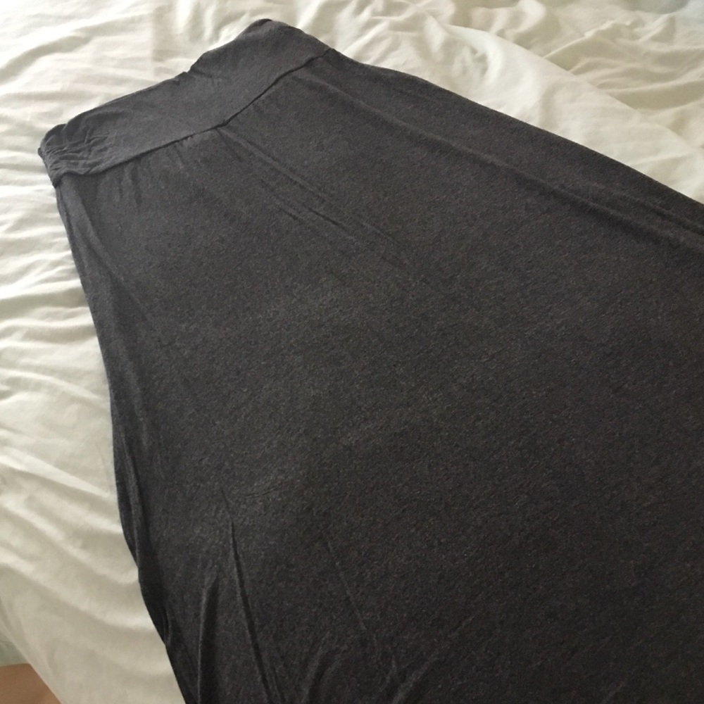Grey maxi skirt Bobeau